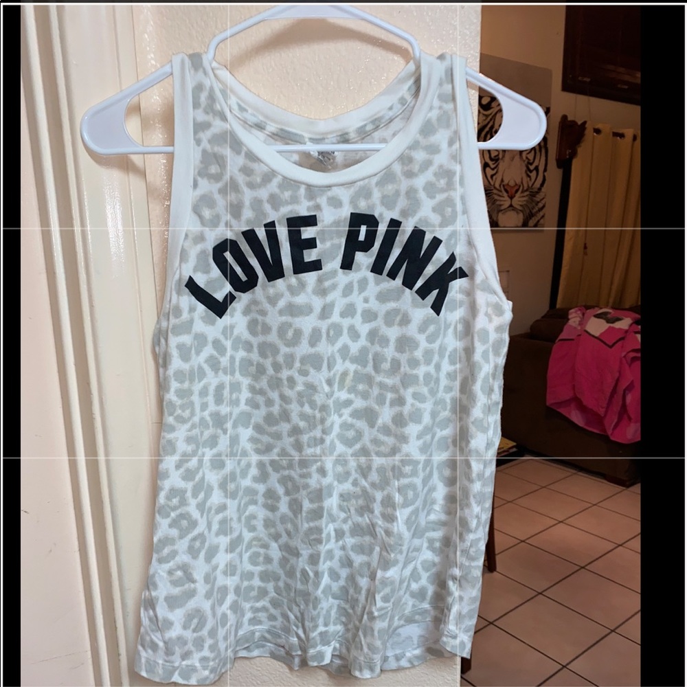 PINK VS tank